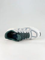 ON CLOUD TILT REMIX – Gris